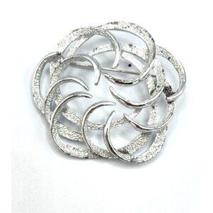 Sarah Coventry Silver Tone Circle Brooch - Vintage